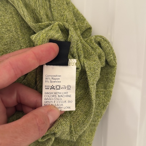 Sexy halter dress - Picture 4 of 4